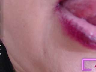 erika-lois webcam