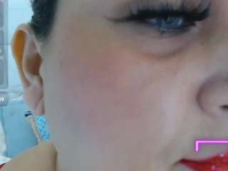 erika-lois Live Webcam on CamSoda