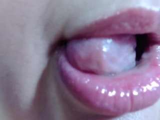 erika-lois webcam model