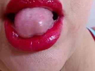 erika-lois webcam model