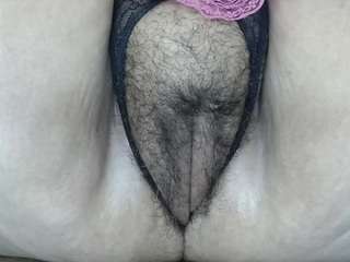 erika-lois live cam profile