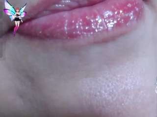 erika-lois Live Webcam on CamSoda