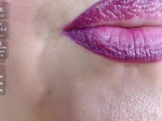 erika-lois webcam