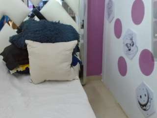 erika-lois live webcam show