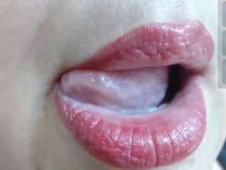 erika-lois live webcam show