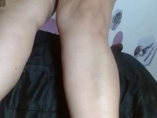 Erika-lois's live stream