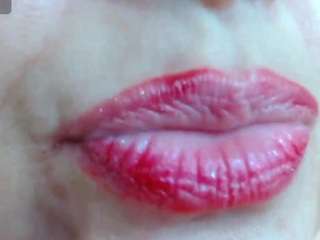 erika-lois live cam preview