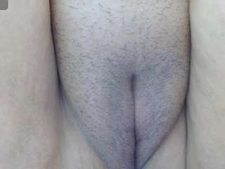 erika-lois live cam preview
