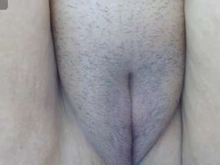 erika-lois live cam preview