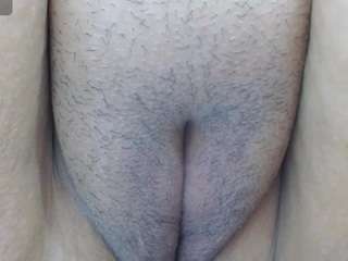 erika-lois live cam preview