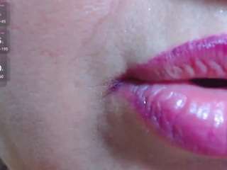 erika-lois webcam
