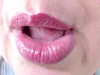 erika-lois's Live Sex Cam Show
