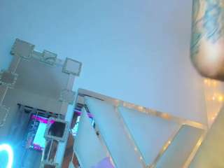vaiolett-coleman live on CamSoda