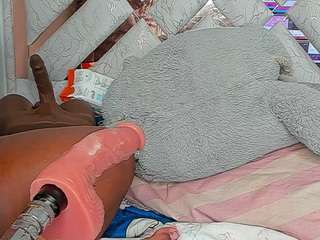 Whitney-wellss's cam show statistics and live stream