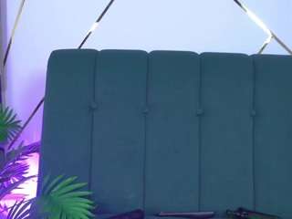 Isabella Spring live webcam show