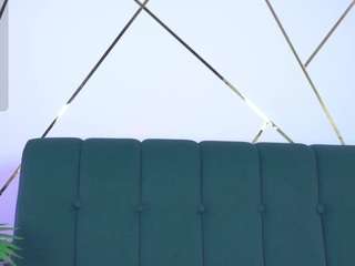 Isabella Spring live cam preview