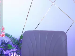Isabella Spring's Live Sex Cam Show
