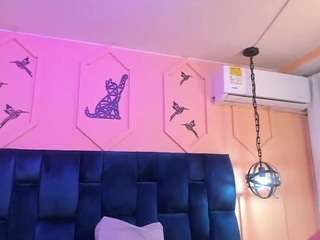 beauty-milf Live Webcam on CamSoda