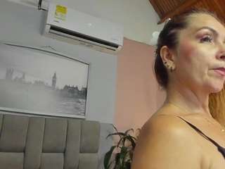  beauty-milf chat room