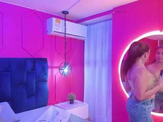 beauty-milf's CamSoda show and profile