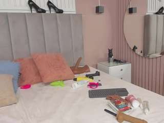 beauty-milf Live Webcam on CamSoda
