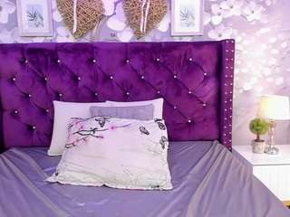 le modèle sophy-milf est en webcam porno dans un show sur le site camsoda, il possède les tags suivants: ass,asshole,toys,tease,tattoos,strip,spank,pussy,orgasm,masturbation,lovense,lingerie,handjob,flashing,fingers,feet,cum,brown eyes,blowjob,black hair