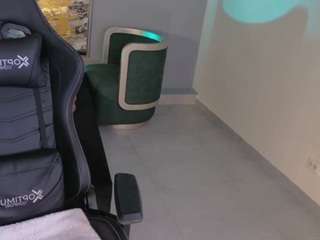 kylamorrison's live room