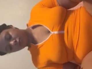 beautylovess Live Webcam on CamSoda