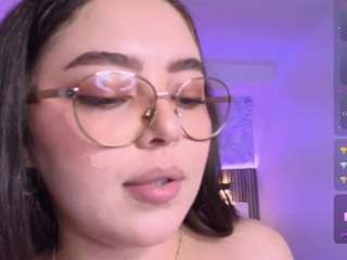 emmy-walker Live Webcam on CamSoda