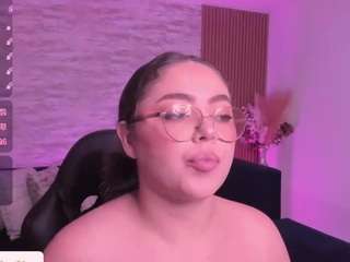 emmy-walker Live Webcam on CamSoda