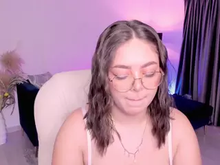 emmy-walker's Live Sex Cam Show