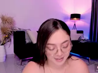 emmy-walker's Live Sex Cam Show