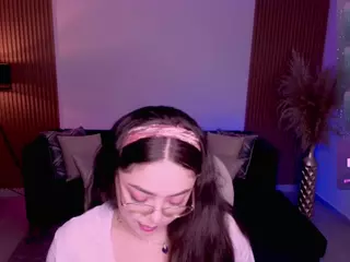 emmy-walker's Live Sex Cam Show