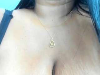 ebonybreastvh