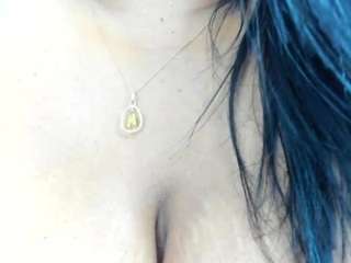 ebonybreastvh