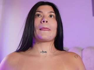 gabytorres webcam model