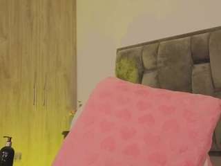 ashantie-millerk webcam