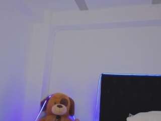 ashantie-millerk live webcam show