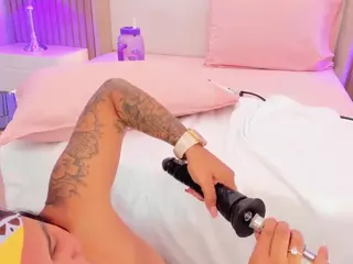 katty-lorenz's Live Sex Cam Show