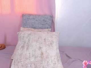 april-adamson Live Webcam on CamSoda