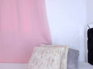 april-adamson webcam model