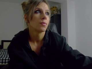 dedesibel1 Live Webcam on CamSoda