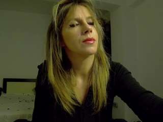 dedesibel1 Live Webcam on CamSoda