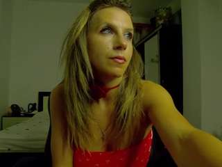Live cam show with dedesibel1