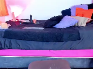 cynthiaa's Live Sex Cam Show