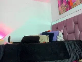 cynthiaa's Live Sex Cam Show