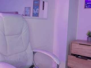  blue-hazel chat room