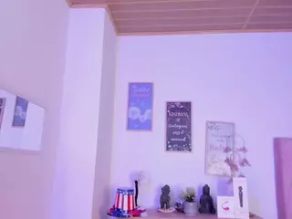 Blue-Hazel's Live Sex Cam Show