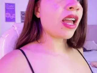 Blue-Hazel's Live Sex Cam Show