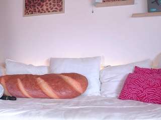 maeeve webcam
